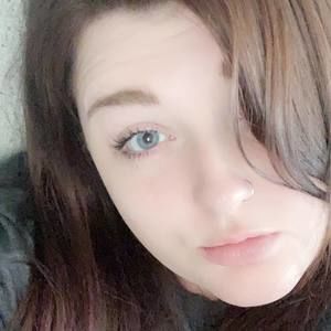 Meet your Posher, Jena